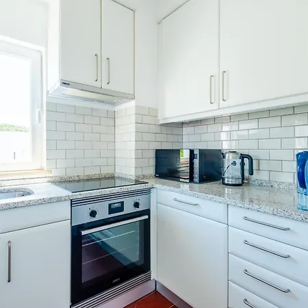 D Διαμέρισμα *